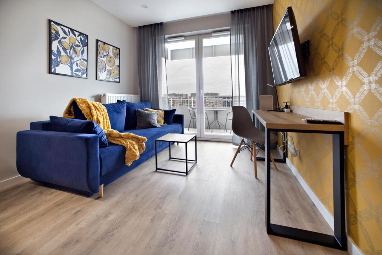 Komputerowa P&O Serviced Apartments Varsovia Exterior foto