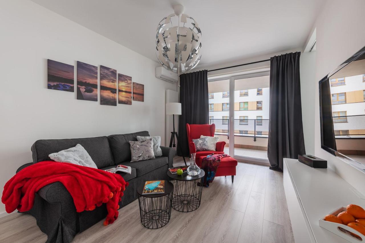 Komputerowa P&O Serviced Apartments Varsovia Exterior foto